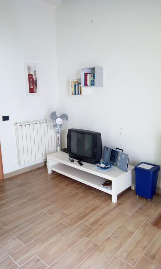 Apartment Maison De Marina Piano di Follo Dış mekan fotoğraf