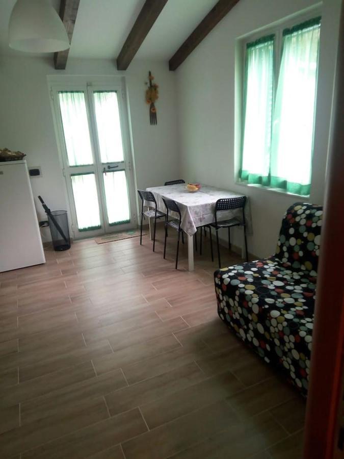 Apartment Maison De Marina Piano di Follo Dış mekan fotoğraf
